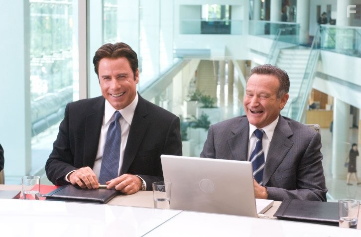 John Travolta and Robin Williams in Так себе каникулы (2009)