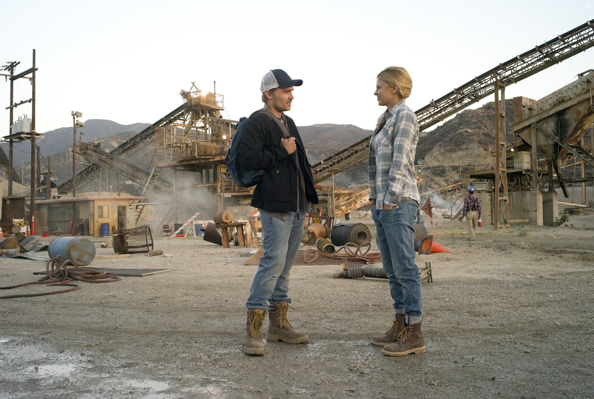 Joey Kern and Kelly Noonan in Под землёй (2013)