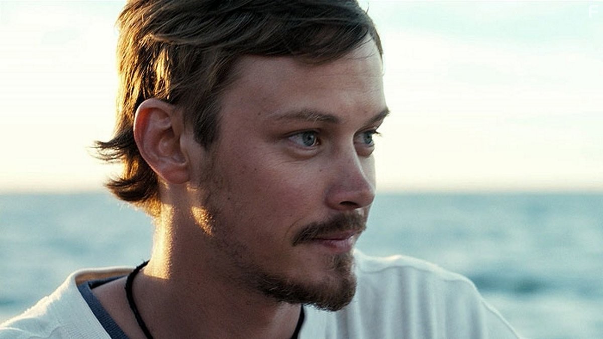 Michael Dorman in Треугольник (2009)