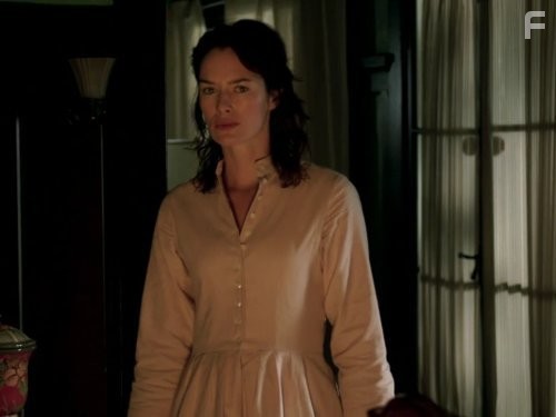 Lena Headey in Терминатор: Битва за будущее (2008)
