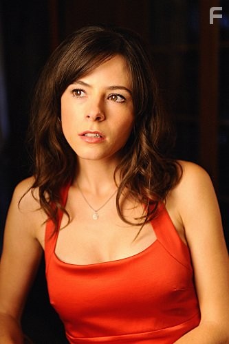Elaine Cassidy in Остров Харпера (2009)