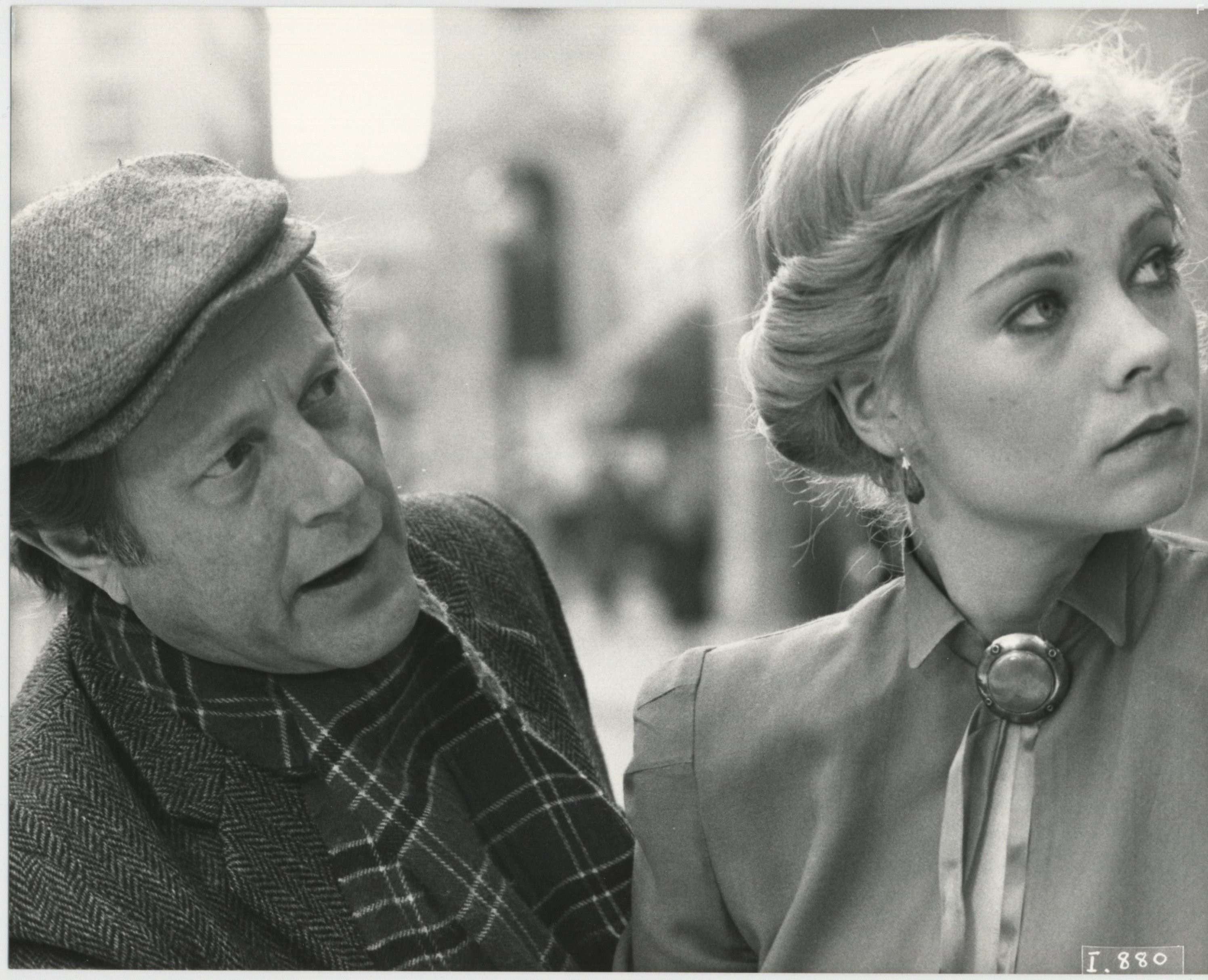 Theresa Russell and Nicolas Roeg in Нетерпение чувств (1980)