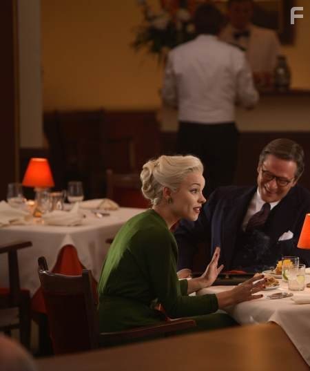 Chris Cooper and Rachel McAdams in Супружество (2007)