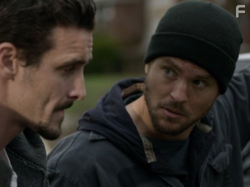 James Ransone and Billy Lush in Низкое зимнее солнце (2013)