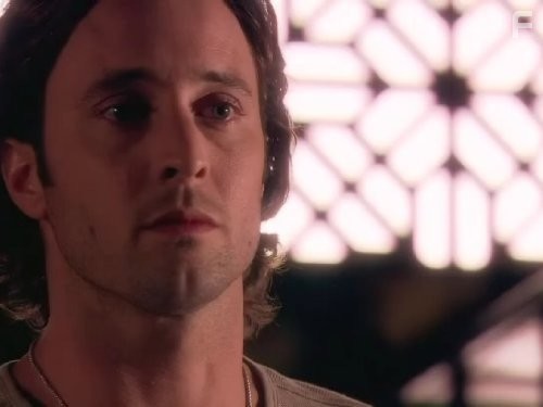 Alex O'Loughlin in Лунный свет (2007)