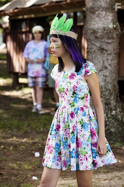 Charlotte Nicdao in Лагерь (2013)