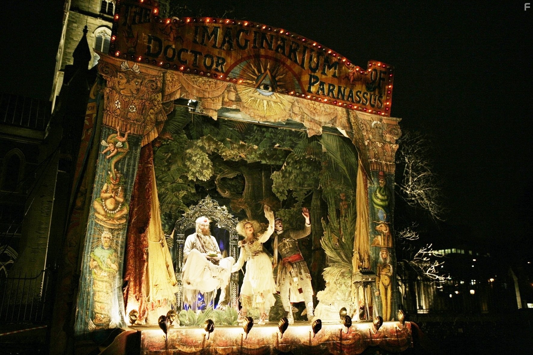 Christopher Plummer, Andrew Garfield, and Lily Cole in Воображариум доктора Парнасса (2009)
