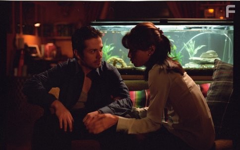 Freddy Rodr?guez and Eva Longoria in Крутые времена (2005)