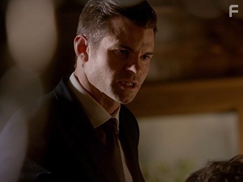 Daniel Gillies in Древние (2013)