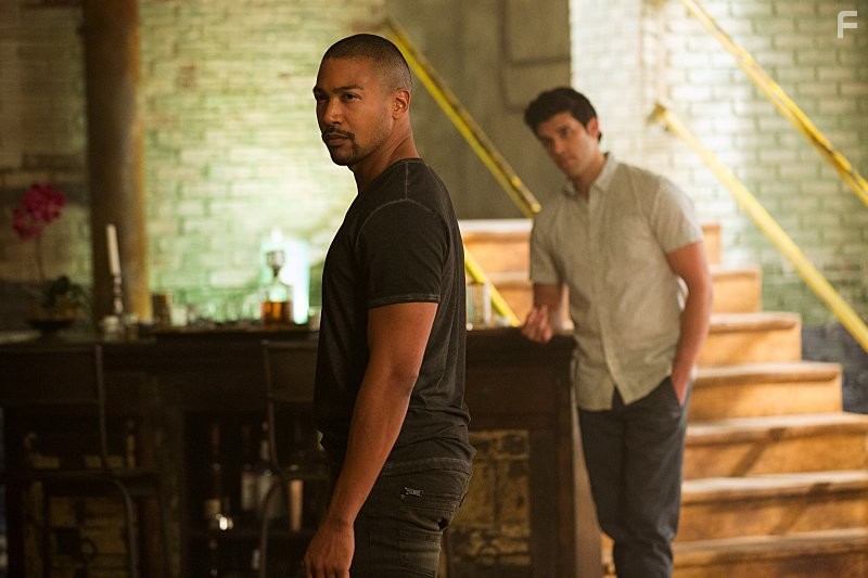 Charles Michael Davis and Steven Krueger in Древние (2013)