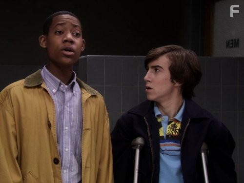 Все ненавидят Криса (2005)