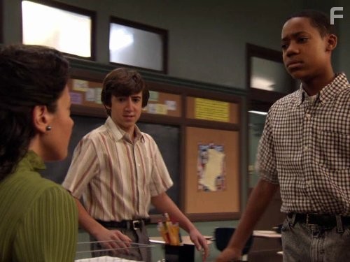 Все ненавидят Криса (2005)