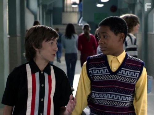 Все ненавидят Криса (2005)