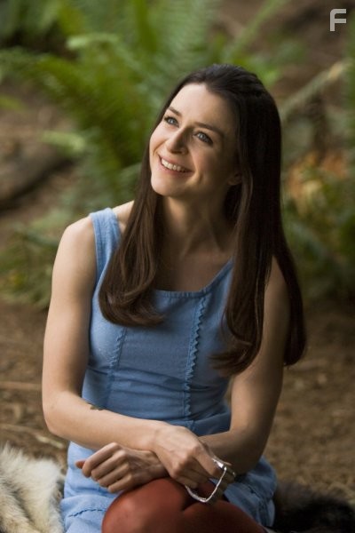 Caterina Scorsone in Алиса в стране чудес (2009)