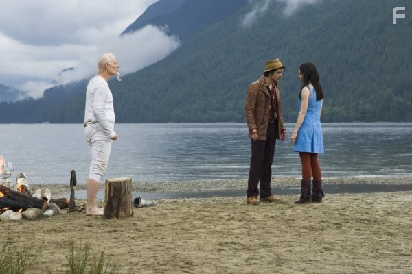 Matt Frewer, Andrew Lee Potts, and Caterina Scorsone in Алиса в стране чудес (2009)