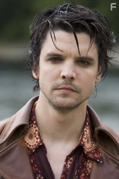 Andrew Lee Potts in Алиса в стране чудес (2009)