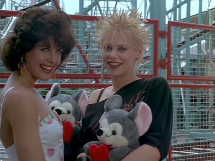 Carolyn Dunn and Rachel Hayward in Breaking All the Rules (1985)