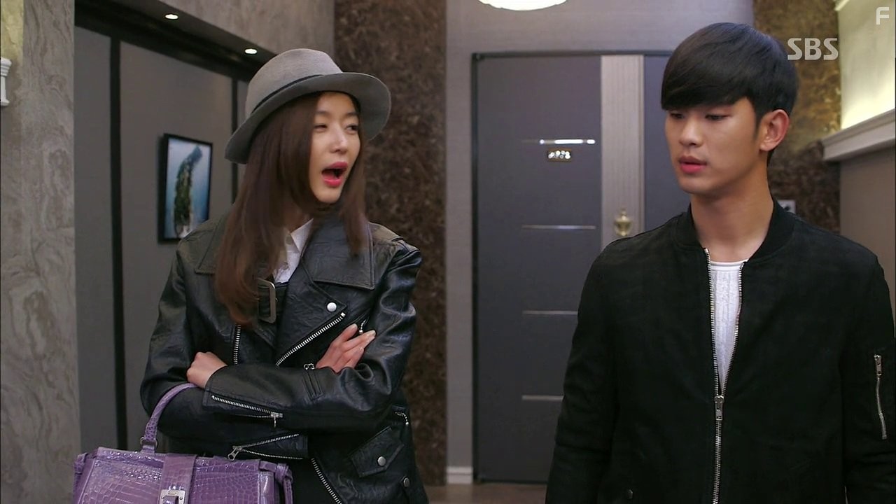 Ji-hyun Jun and Soo-Hyun Kim in Человек со звезды (2013)