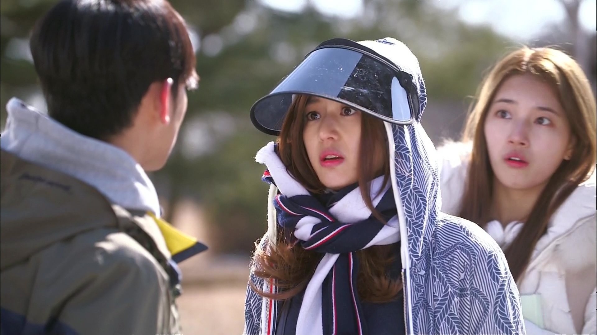 Ji-hyun Jun, Soo-Hyun Kim, and Suzy Bae in Человек со звезды (2013)