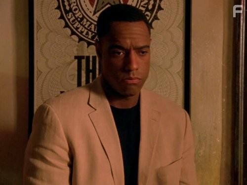 Jeffrey D. Sams in Вероника Марс (2004)