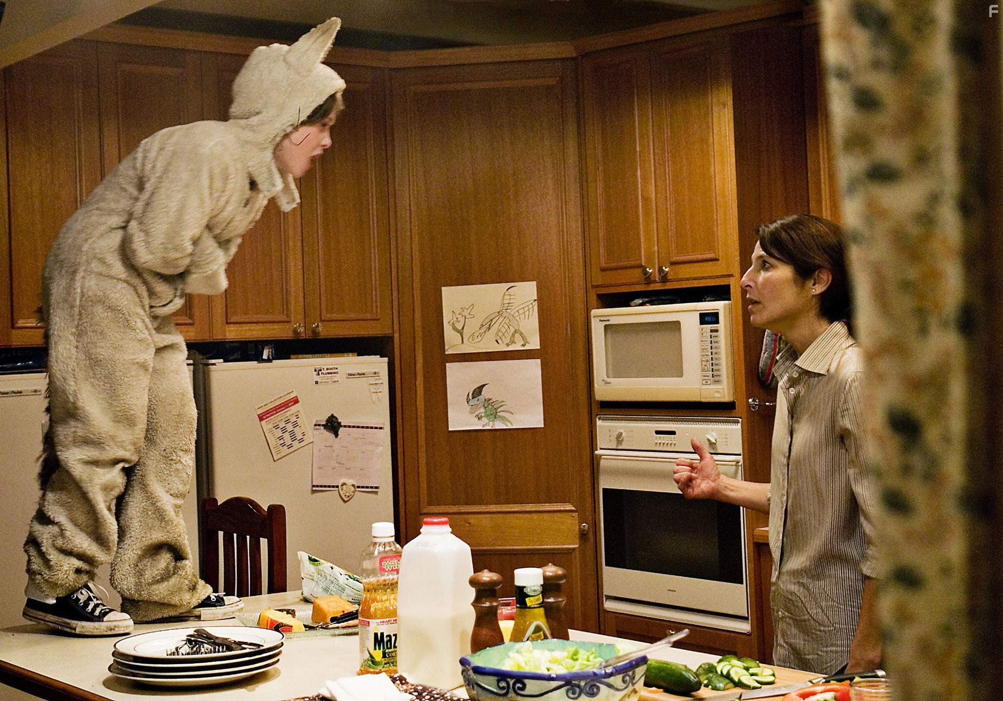 Catherine Keener and Max Records in Там, где живут чудовища (2009)