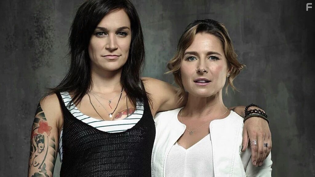 Libby Tanner and Nicole da Silva in Уэнтуорт (2013)