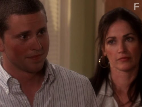 Kim Delaney in Армейские жены (2007)