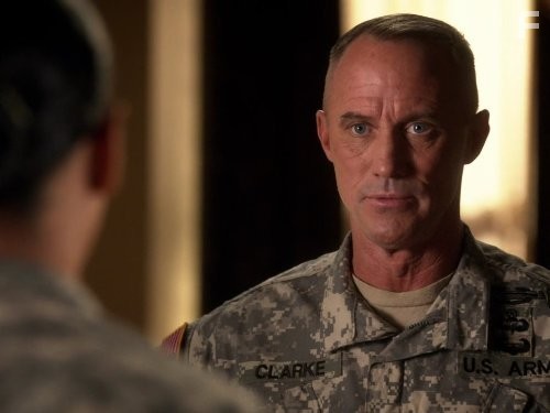 Robert John Burke in Армейские жены (2007)