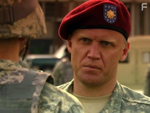 Армейские жены (2007)