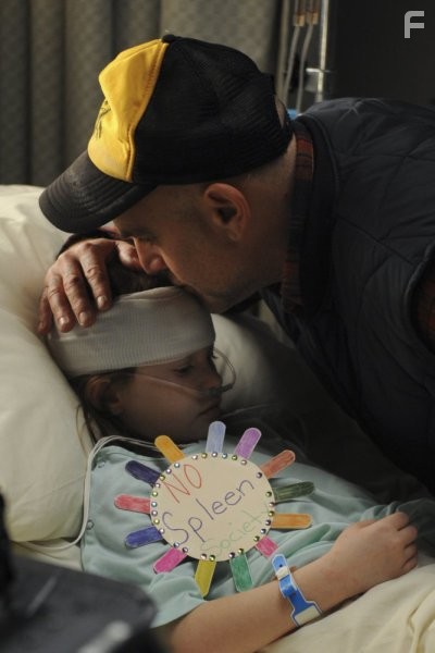 John Sharian and Zoe Margaret Colletti in Милосердие (2009)