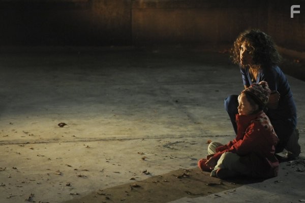 Jaime Lee Kirchner and Sonia Jimenez in Милосердие (2009)