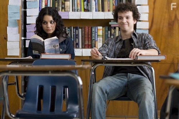 Gaelan Connell and Vanessa Hudgens in Бэндслэм (2009)