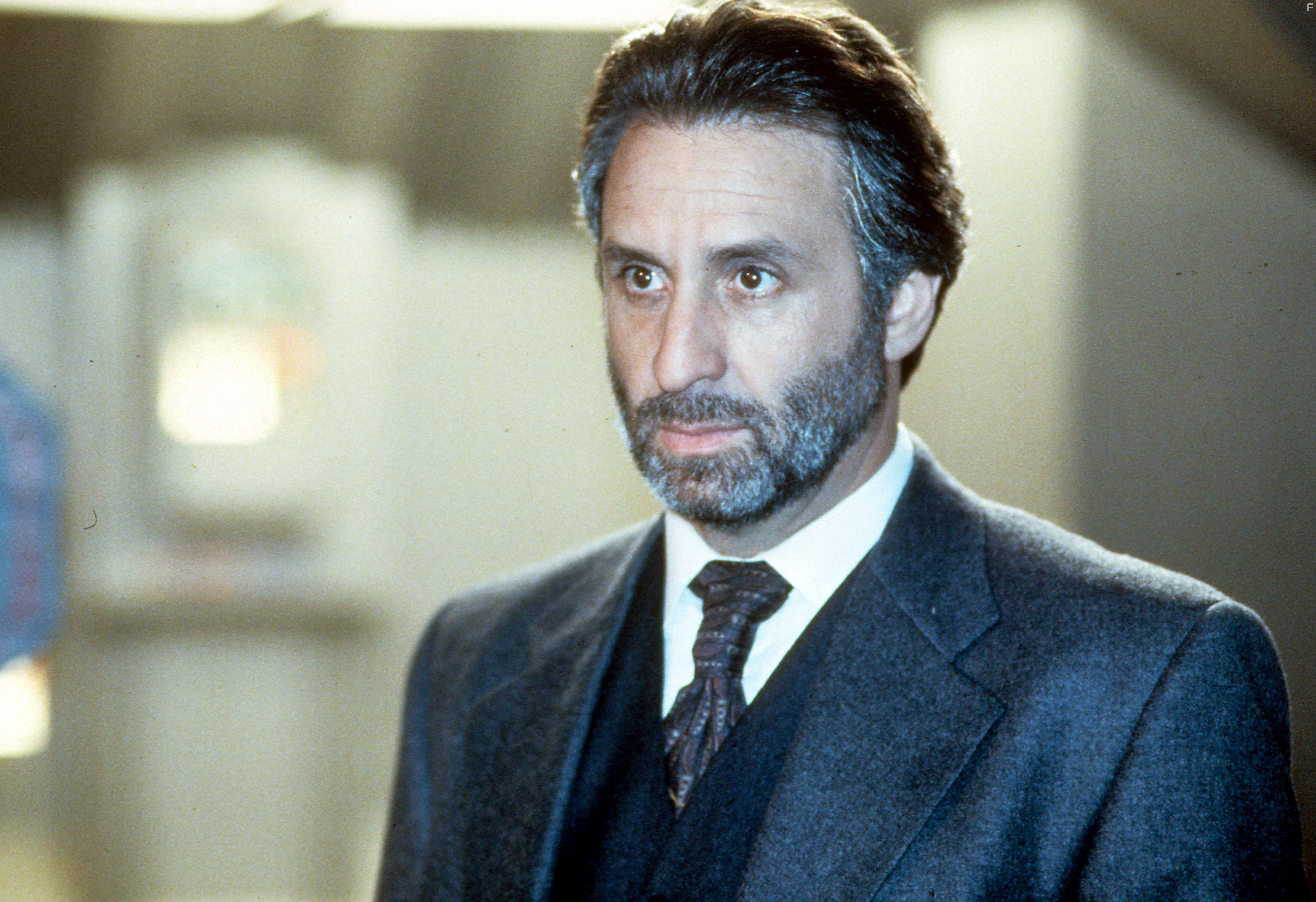 Ron Silver in Патруль времени (1994)