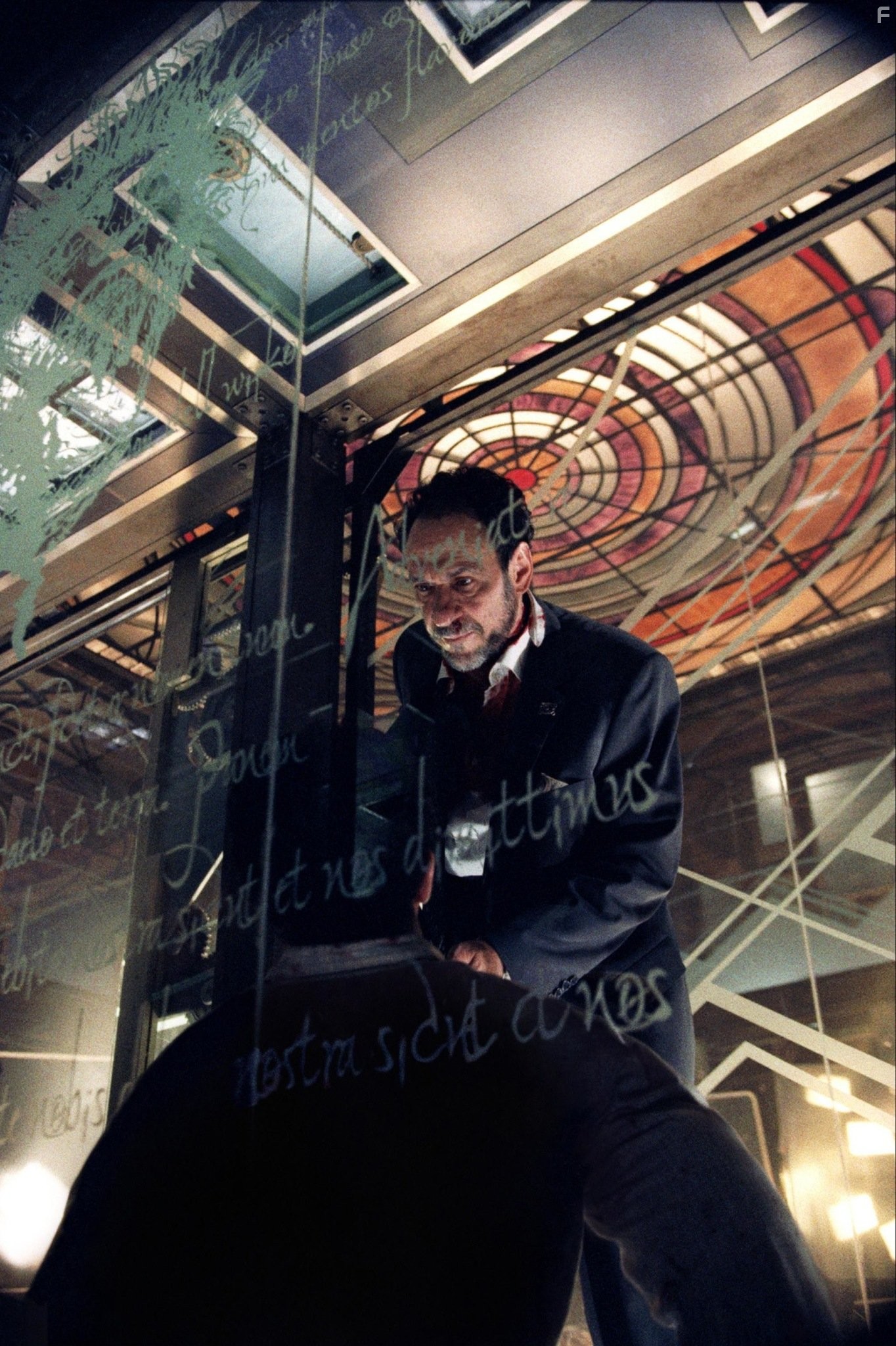 F. Murray Abraham in Тринадцать привидений (2001)