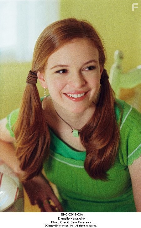 Danielle Panabaker in Высший пилотаж (2005)