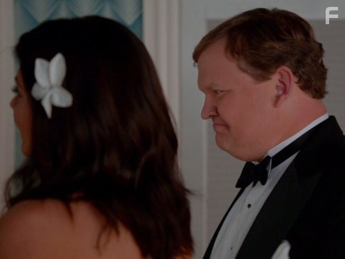 Andy Richter and Casey Wilson in Счастливый конец (2011)