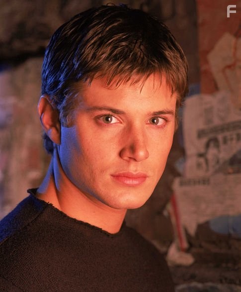Jensen Ackles in Темный ангел (2000)