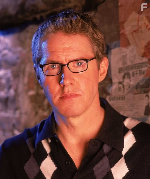 J.C. MacKenzie in Темный ангел (2000)