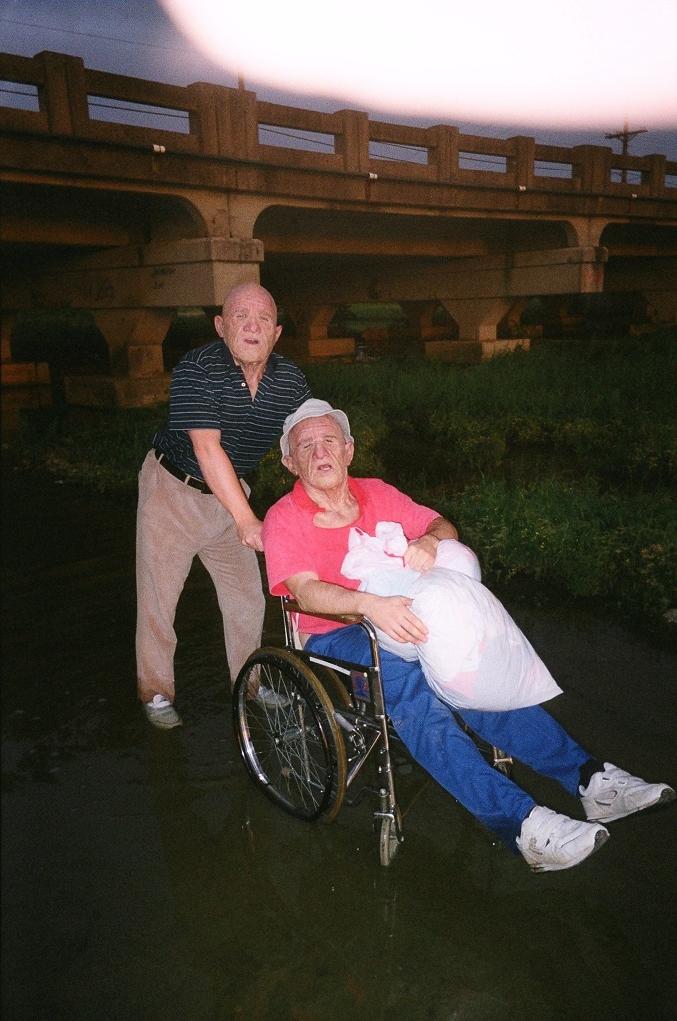 Трахальщики мусорных бачков (2009)