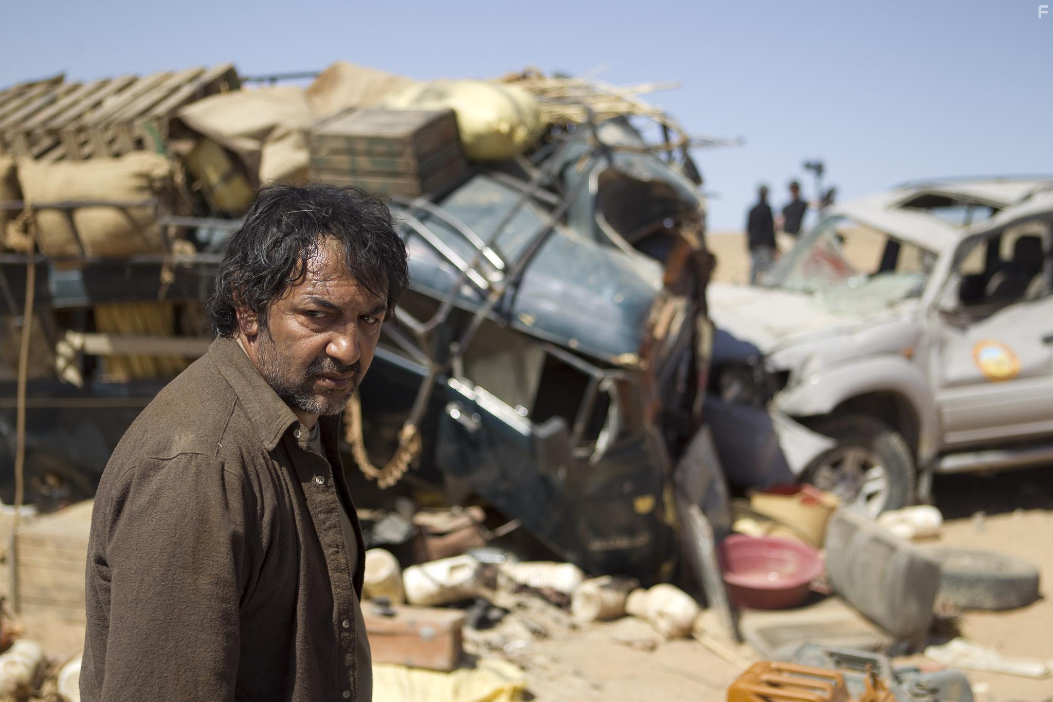 Moussa Maaskri in Intersections (2013)