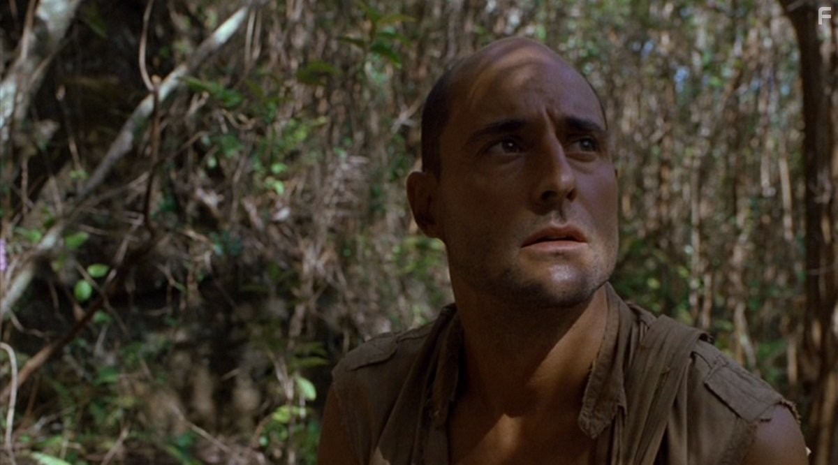 Mark Strong in Последняя война (2001)