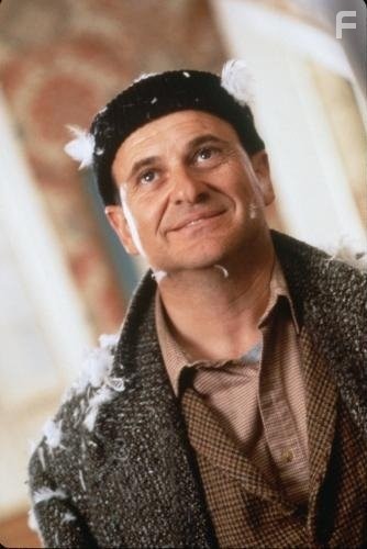 Joe Pesci in Один дома (1990)