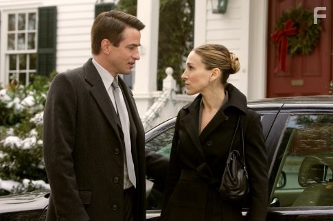 Dermot Mulroney and Sarah Jessica Parker in Привет семье (2005)