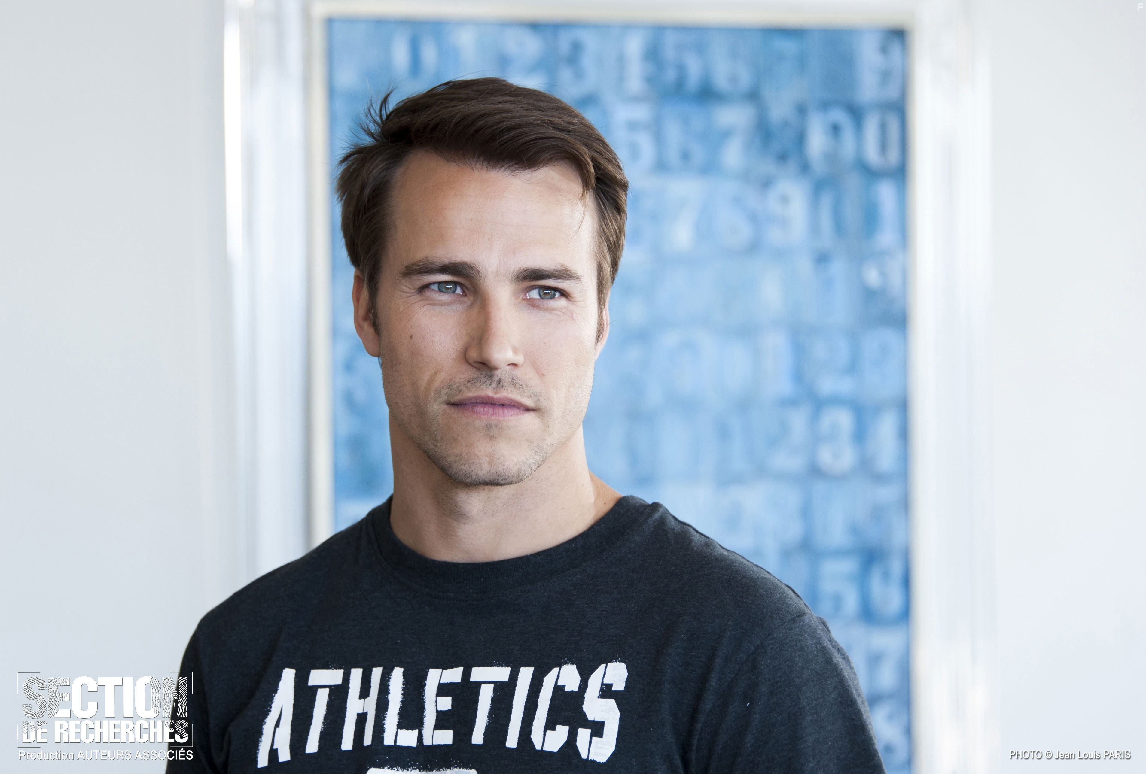 Karl E. Landler and  in Section de recherches (2006)