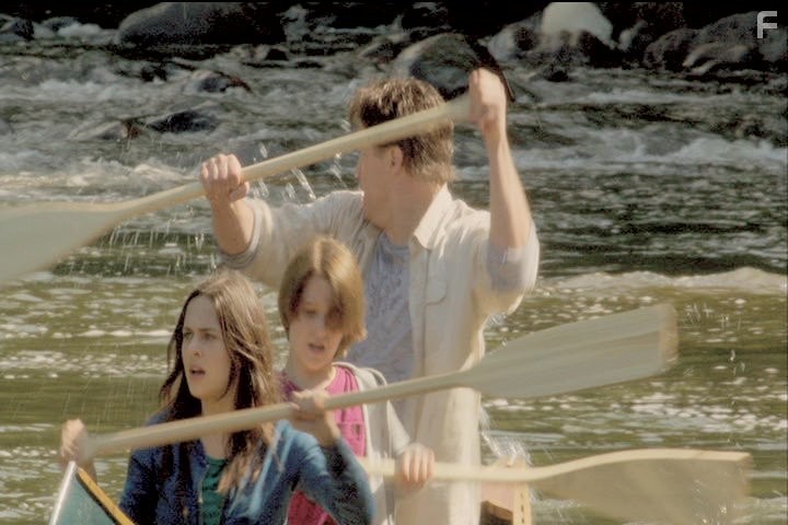 Свидетели должны замолчать (2013)