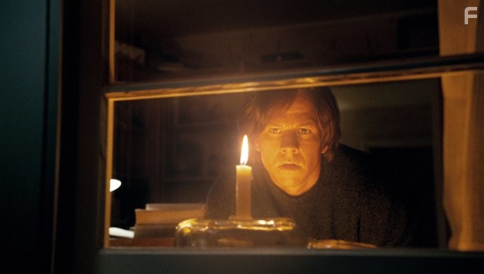 Mark Wahlberg in Милые кости (2009)