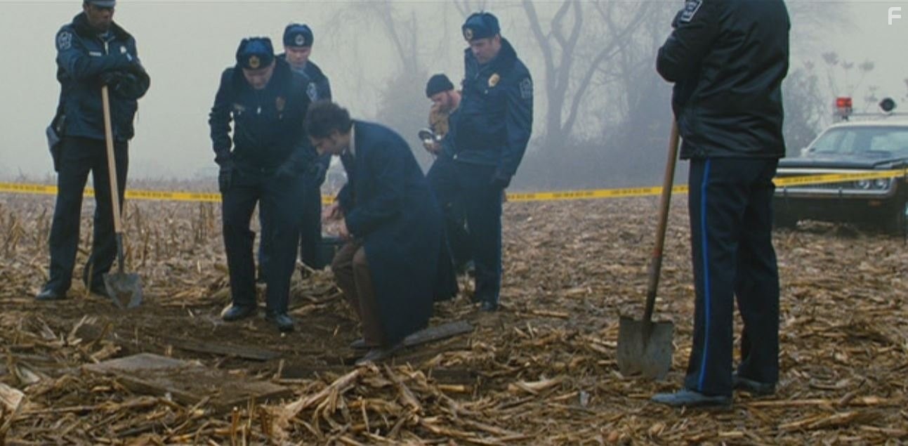 Stanley Tucci and Jeffrey Mowery in Милые кости (2009)