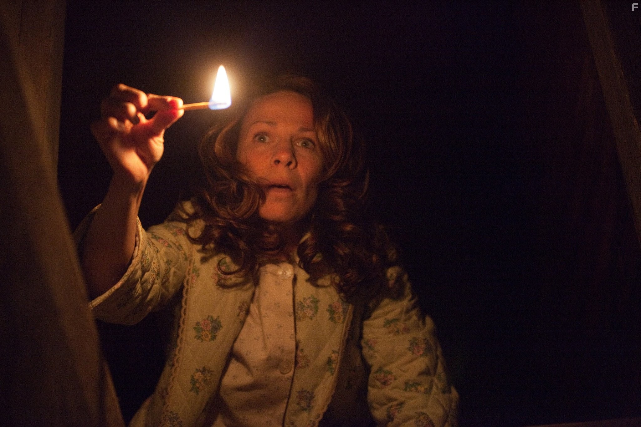 Lili Taylor in Заклятие (2013)