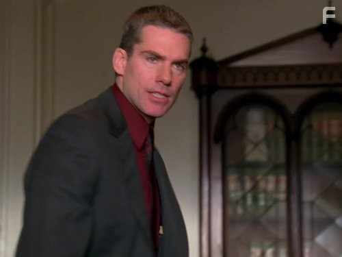 Грязные мокрые деньги (2007)