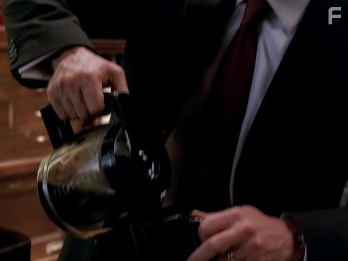 Грязные мокрые деньги (2007)